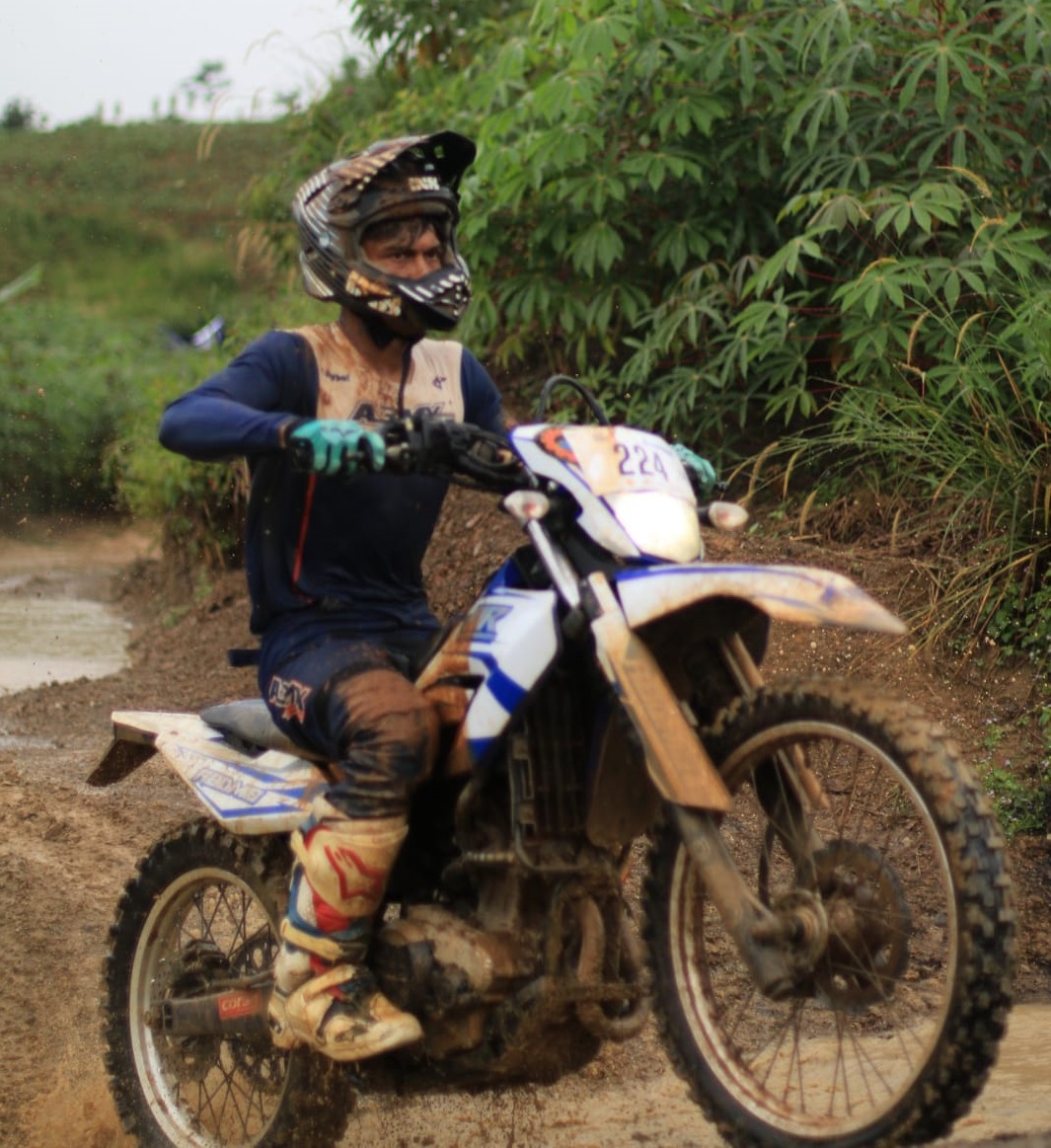 Jajal Yamaha WR 155 R, Melibas Lintasan Ekstrem Terasa Menyenangkan