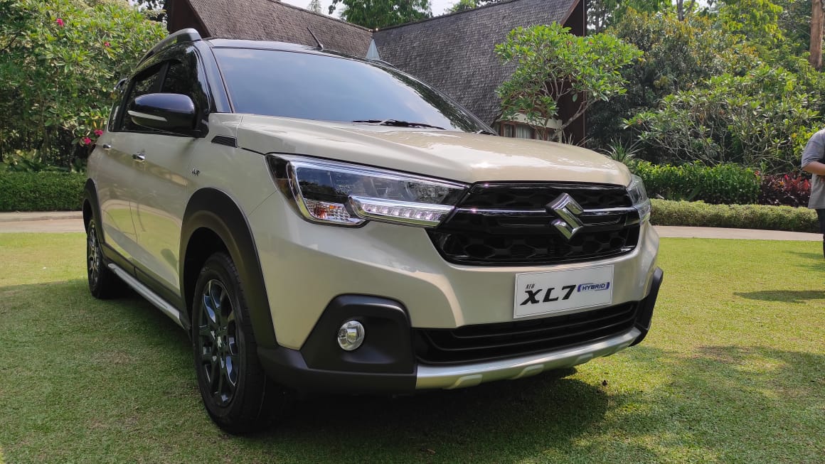Suzuki Luncurkan XL7 Hybrid, Varian Tertinggi Rp300 Jutaan