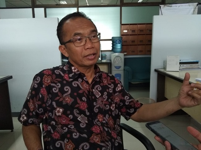 Diimpit Pencakar Langit
