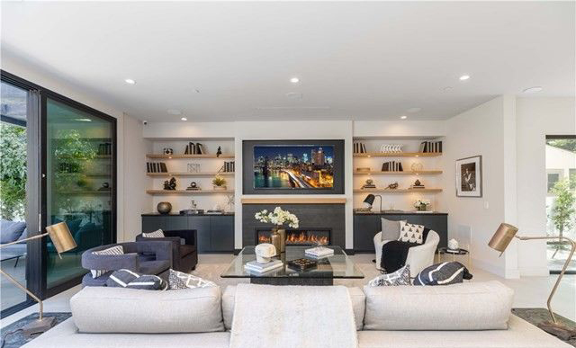 <i>YouTuber</i> Rudy Mancuso Beli Rumah Rp31 Miliar