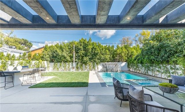 <i>YouTuber</i> Rudy Mancuso Beli Rumah Rp31 Miliar