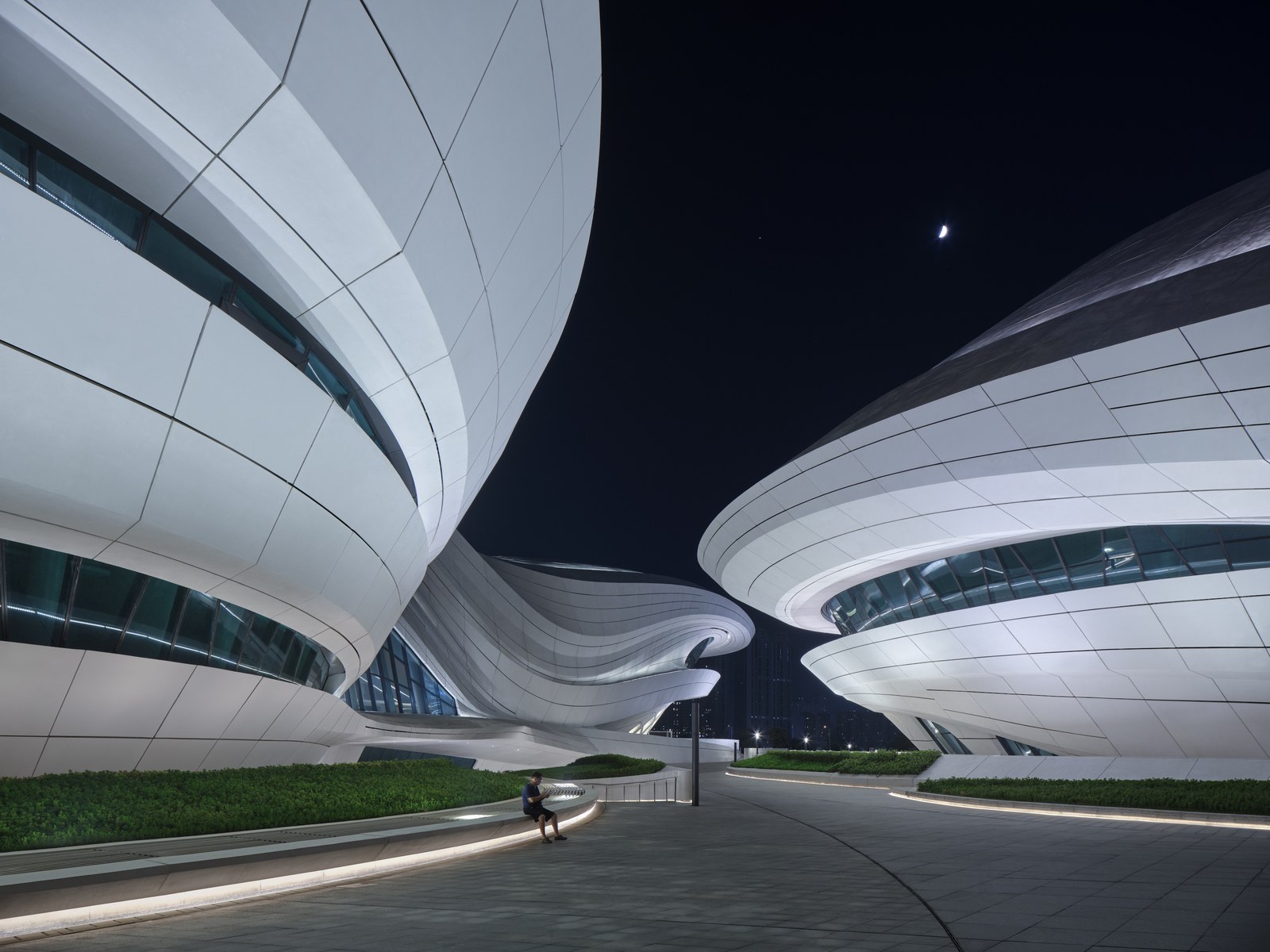 Mahakarya Zaha Hadid di Tiongkok Telah Rampung