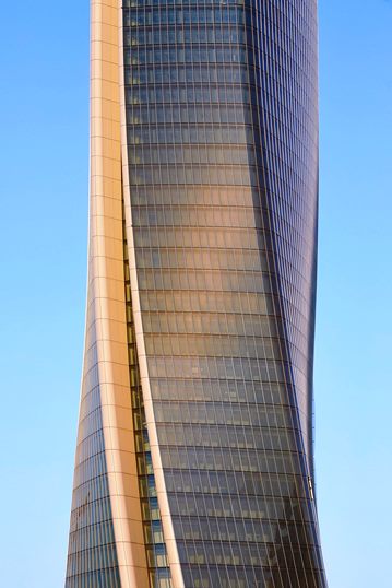 Menara 'Terpuntir' di Milan