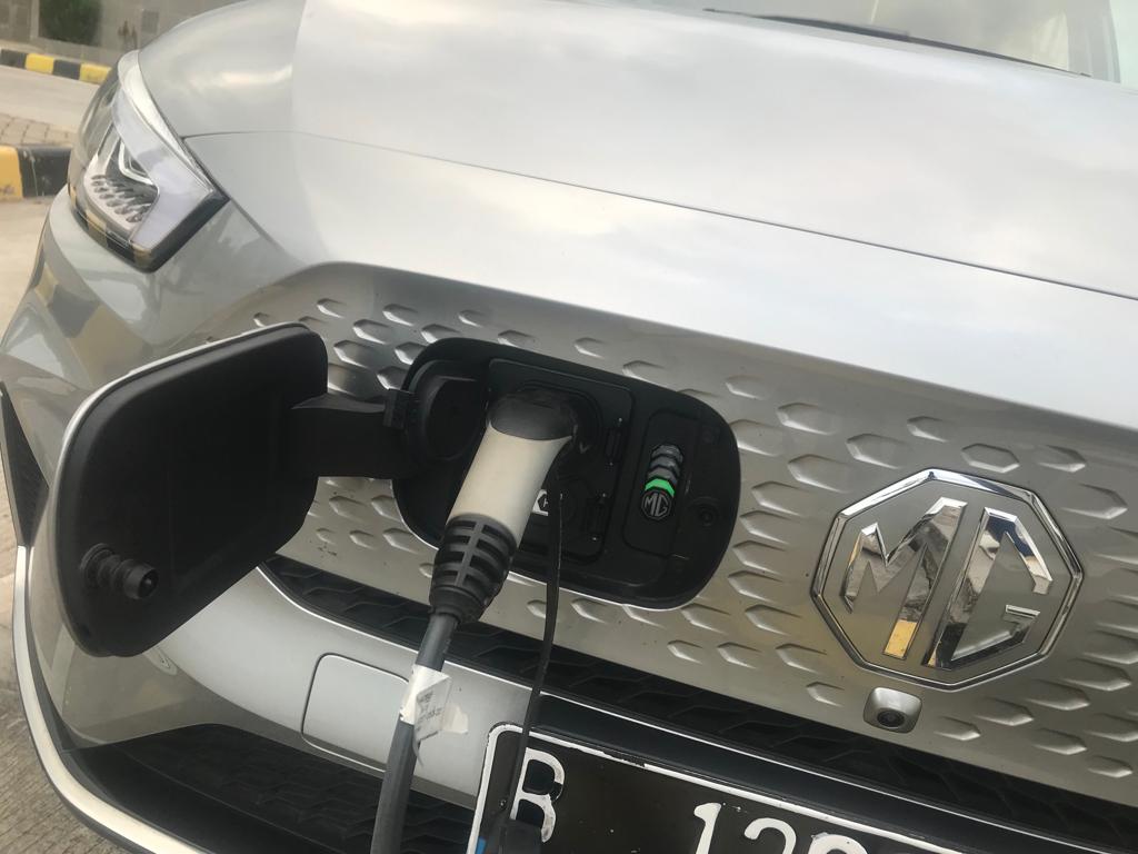 Jajal MG ZS EV, Jakarta-Surabaya Hanya Modal Rp300 Ribuan