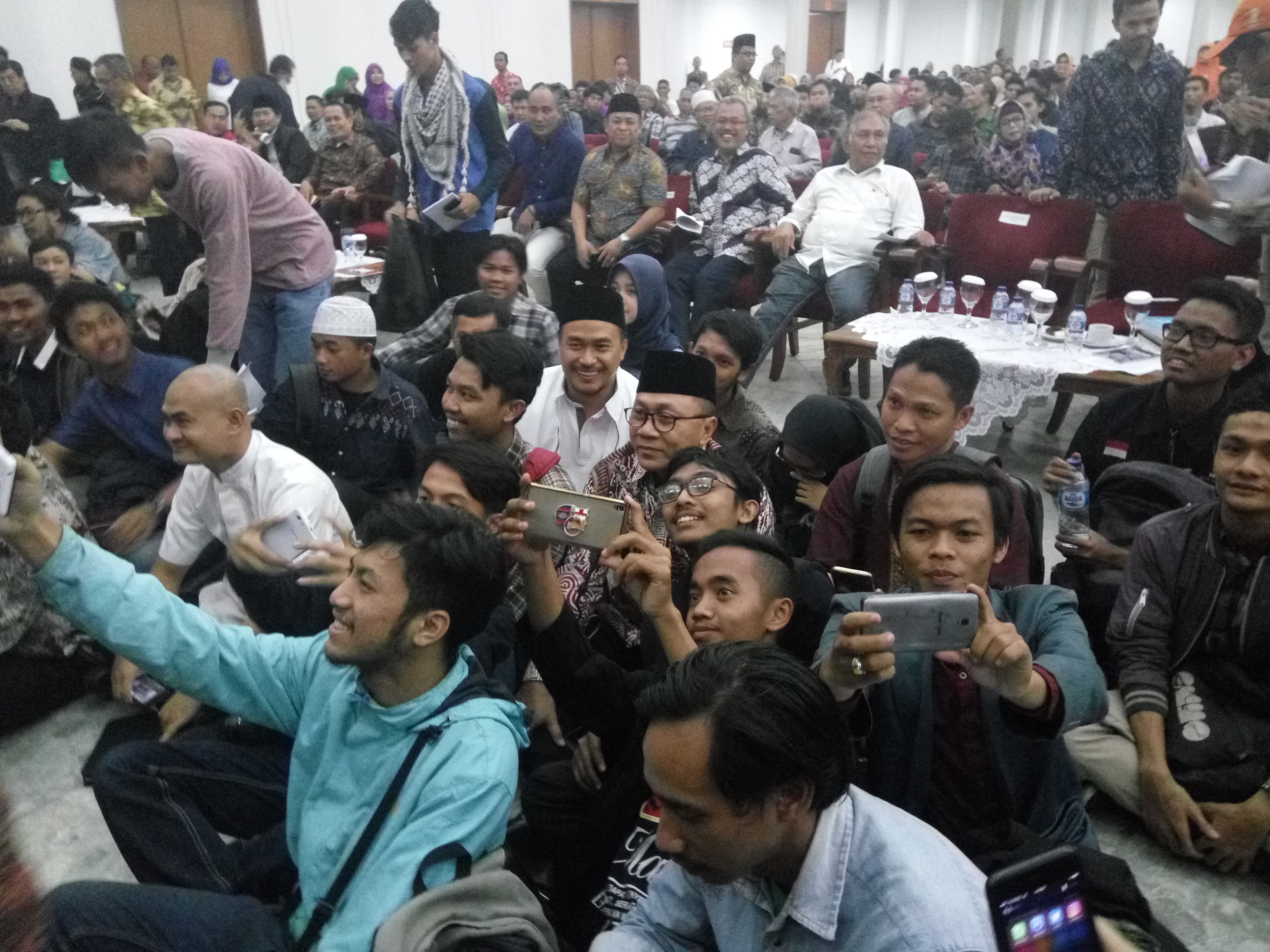 Ketua MPR Mengenang Jasa M. Natsir, Bapak NKRI