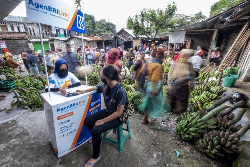 128 Tahun, BRI Hadir Dorong Inklusi Keuangan Hingga Pelosok Negeri