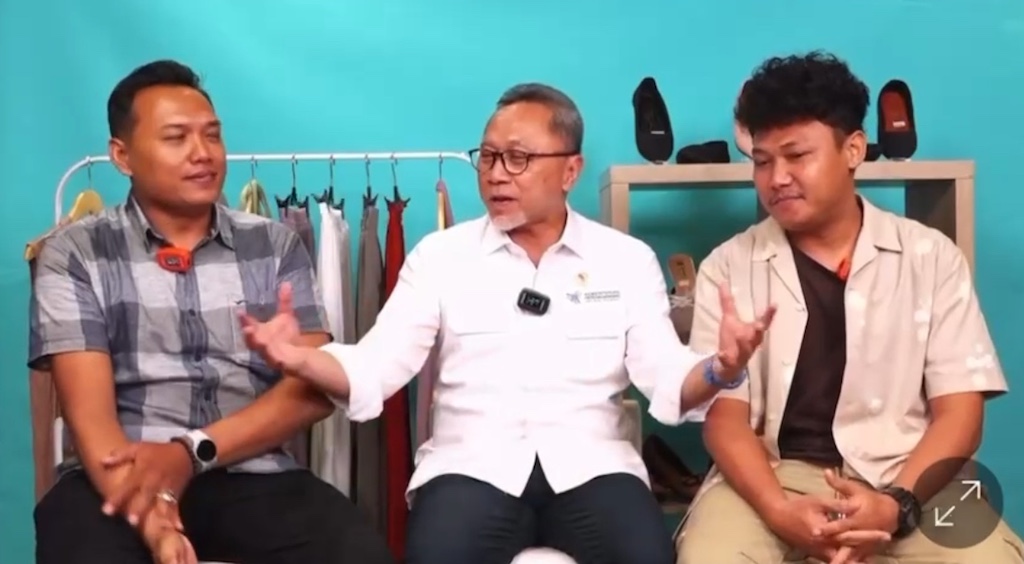Wah! Mendag Zulhas Jadi Host Shopee Live Tawarkan Dagangan Bersama Seller UMKM Ekspor