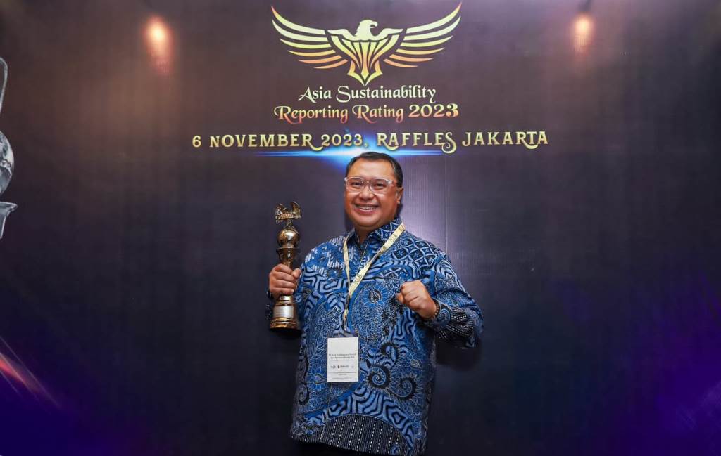 Terapkan Prinsip Keberlanjutan, bank bjb Raih Platinum Rank Asia Sustainability Reporting Rating 2023