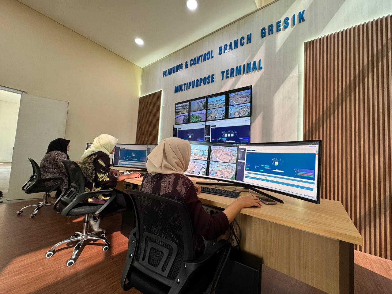 Pelindo Multi Terminal Go-Live Sistem PTOS-M di Branch Gresik