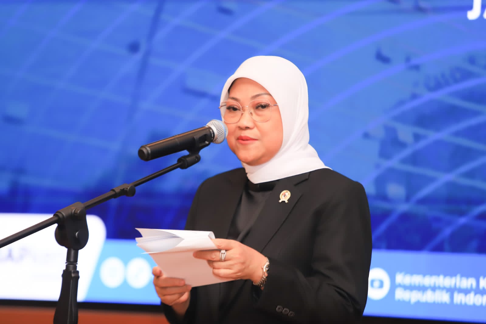 Lantik Anggota BNSP, Menaker Minta Perbanyak Tenaga Kerja Tersertifikasi