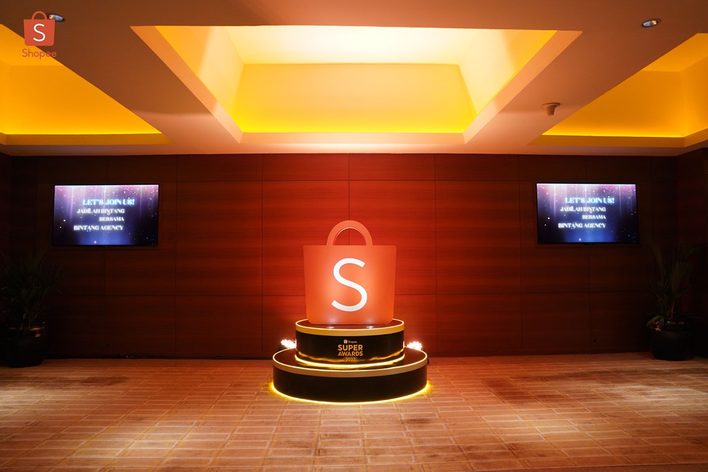 Shopee Super Awards 2023 Digelar, Ini Daftar Pemenang 33 Kategori
