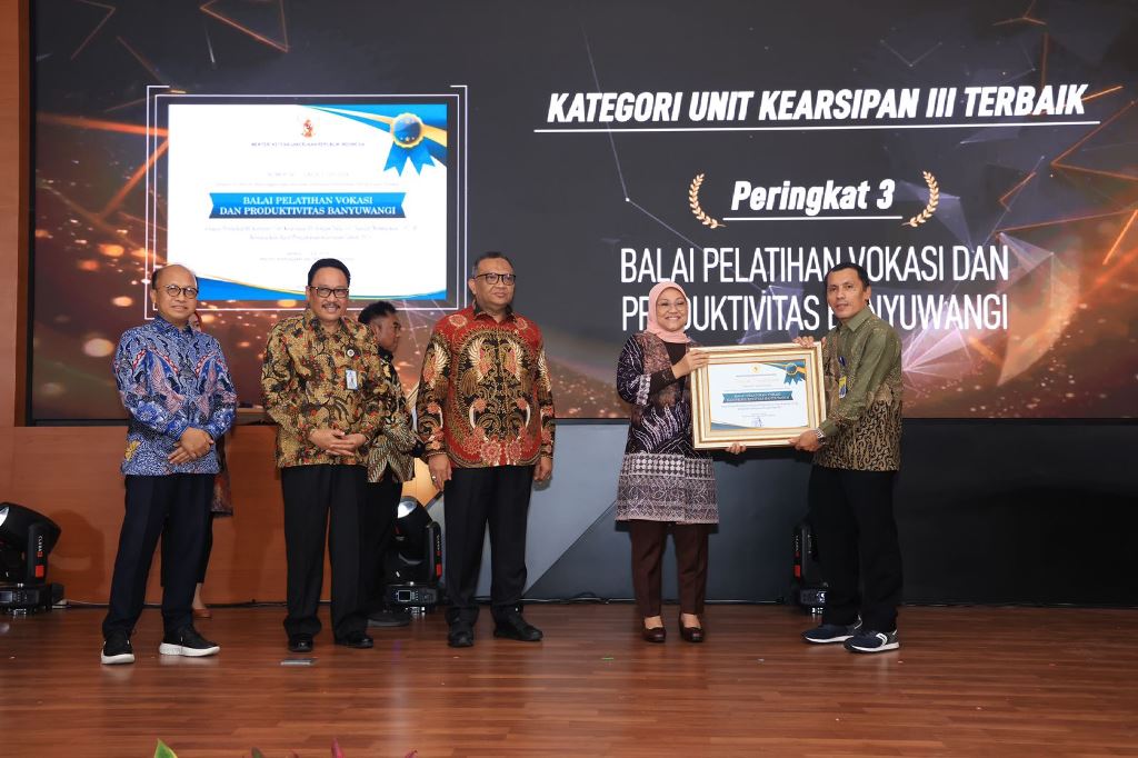 Menaker Tekankan Pentingnya Gerakan Masifikasi Kearsipan