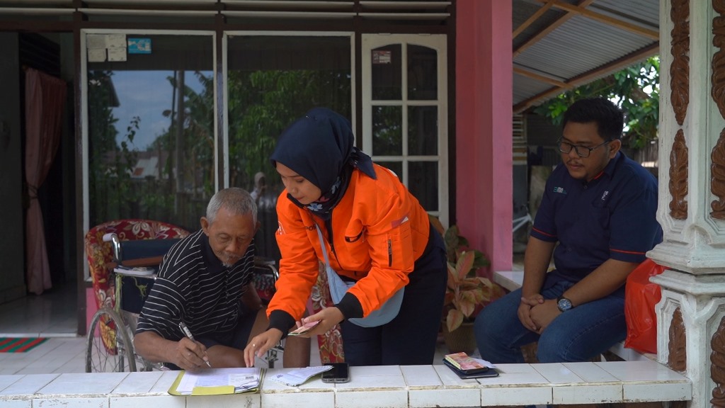Pensiunan ASABRI Senang dengan Layanan Pensiun Antar di Rumah dari Pos Indonesia