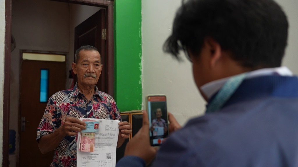 PosIND Cetak Prestasi Gemilang: Dalam 10 Hari Bansos PKH dan Program Sembako Terealisasi 90%