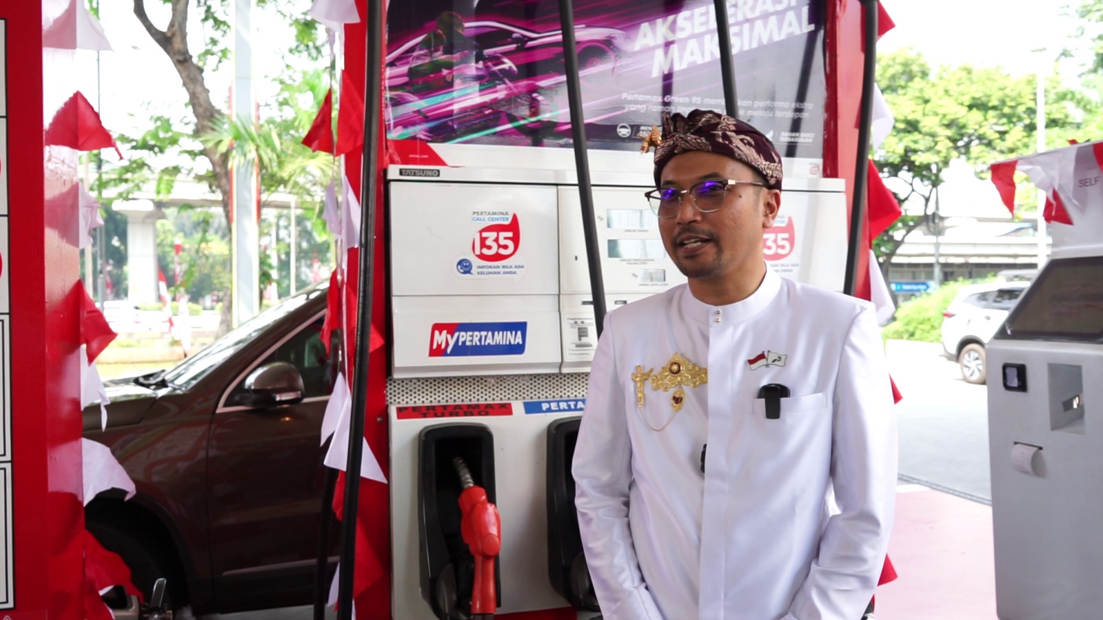 Momen HUT ke-79 RI, Pertamina Putar Pembacaan Teks Proklamasi di SPBU MT Haryono, Disambut Hormat Masyarakat