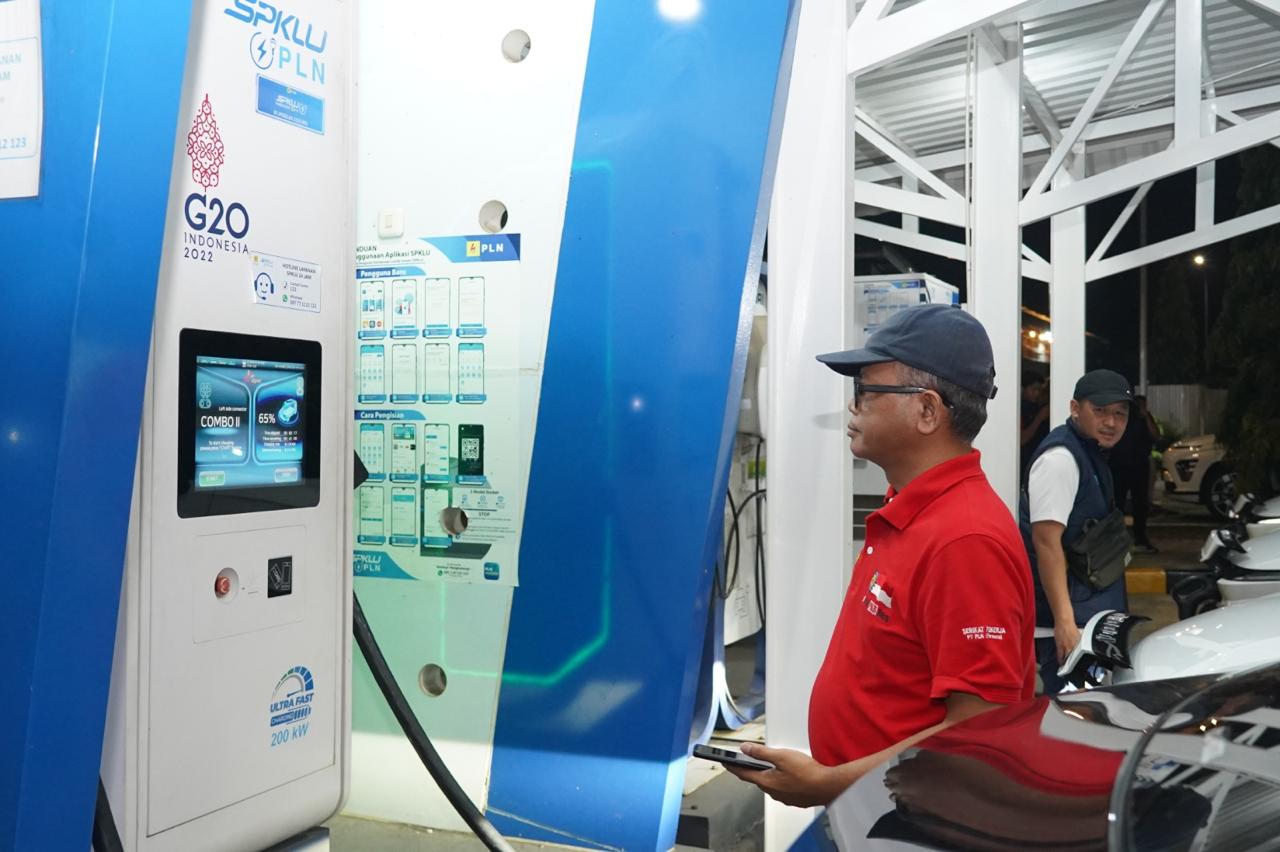 PLN Pastikan Kesiapan SPKLU Jelang Libur Nataru 2024/2025