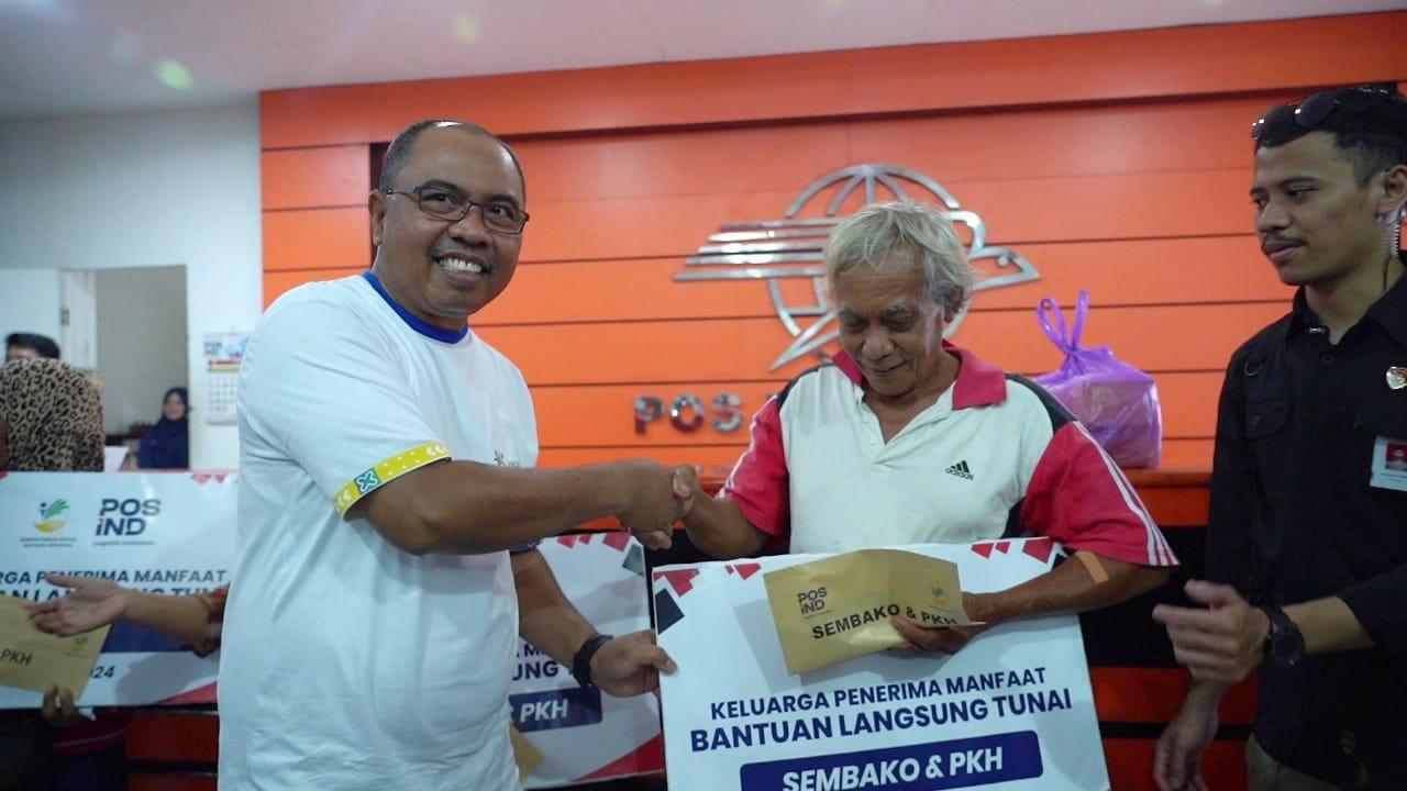 Peringati HKSN 2024, Mensos Hadiri Penyaluran Bansos PKH Sembako di Kantorpos Sleman