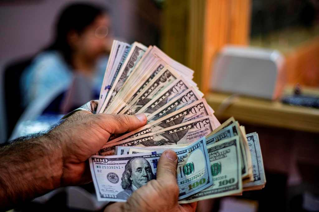 Dolar AS Keok