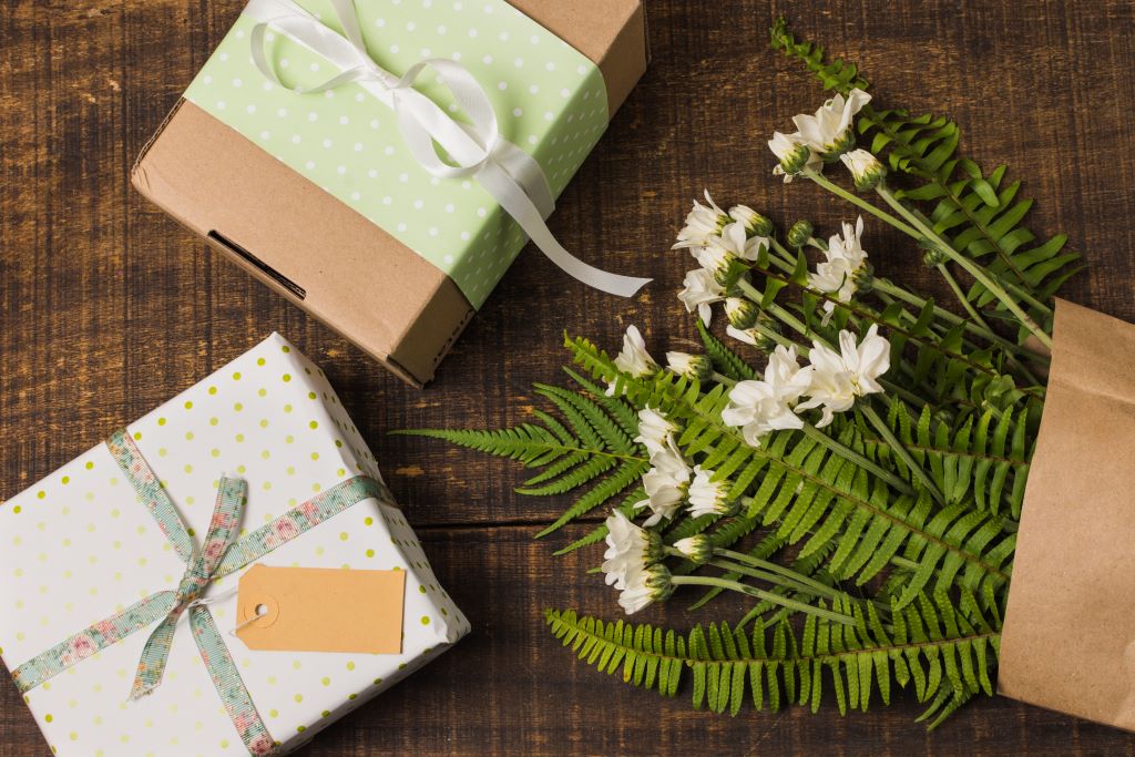 Rekomendasi Kado Natal di Bawah Rp100 Ribu