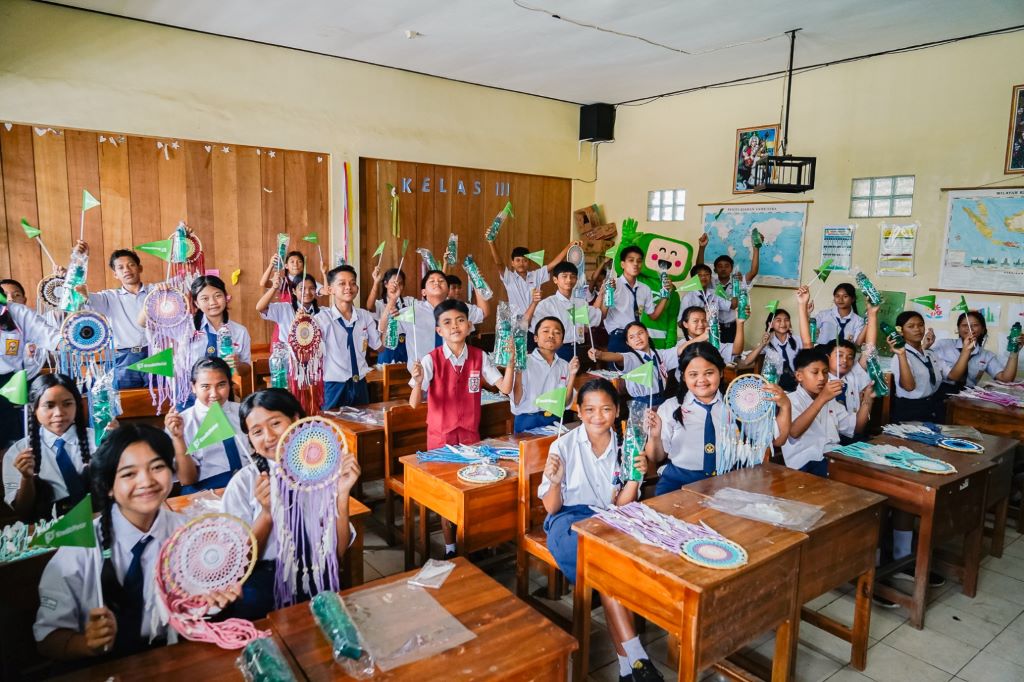 Separuh Nasabah <i>Fintech</i> Ini Pinjam Uang untuk Kebutuhan Pendidikan
