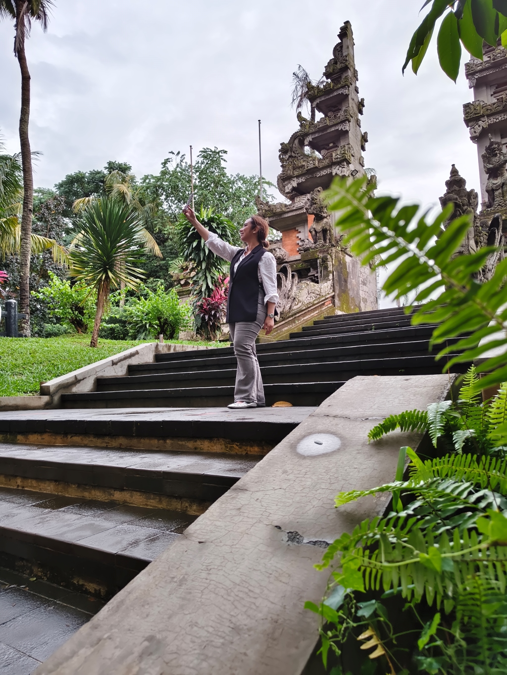 Menjajal Vivo V70 FE: Kamera 200MP OIS yang Bikin Foto Super Tajam