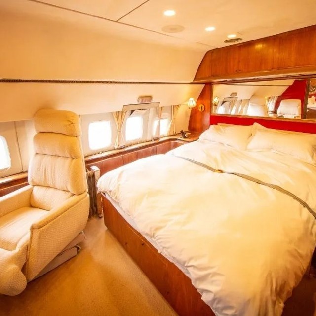 Jet Pribadi yang Pernah Dimiliki Pablo Escobar Disulap Jadi Airbnb Mewah, Begini Penampakannya