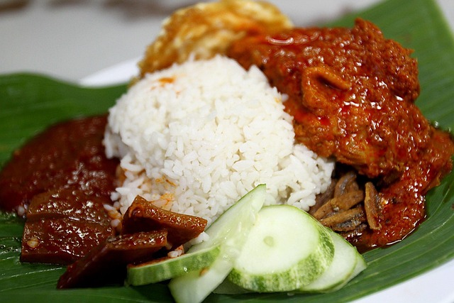 Bikin Cepat Lapar, Ini 10 Makanan yang Sebaiknya Dihindari saat Sahur