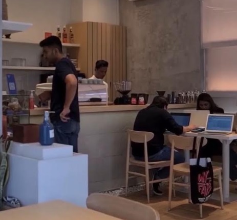 7 Kafe Cozy di Jakarta untuk WFC yang Nyaman dan Bikin Kerja Makin Produktif!