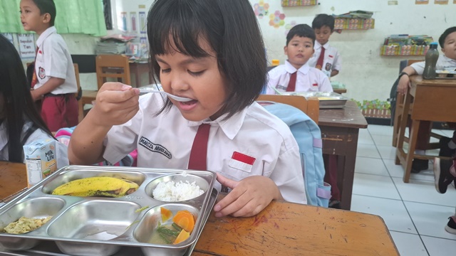 Murid SDN Slipi 11 Harapkan Ayam Jadi Lauk untuk MBG