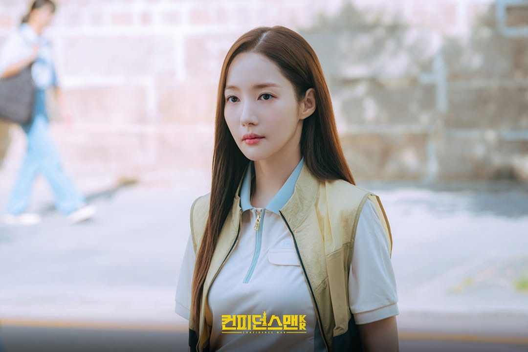 Park Min Young Pamer Transformasi Seribu Wajah di Drama <i>Confidence Queen</i>