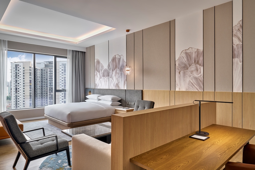 01_ CYKLS - Guest Rooms - Presidential Suite - Bedroom