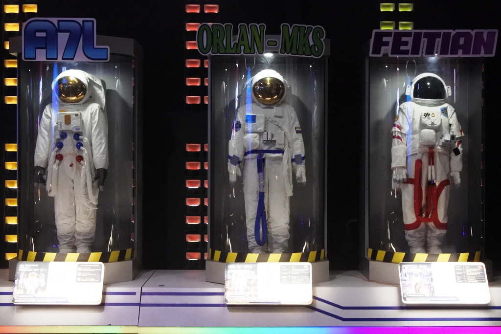 Astronot