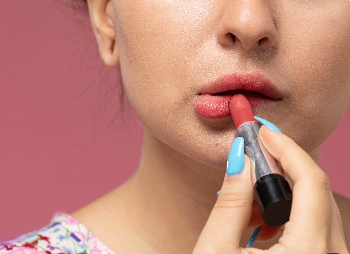 Pakai Lipstik