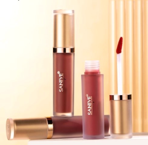 SANIYE dewy lip gloss