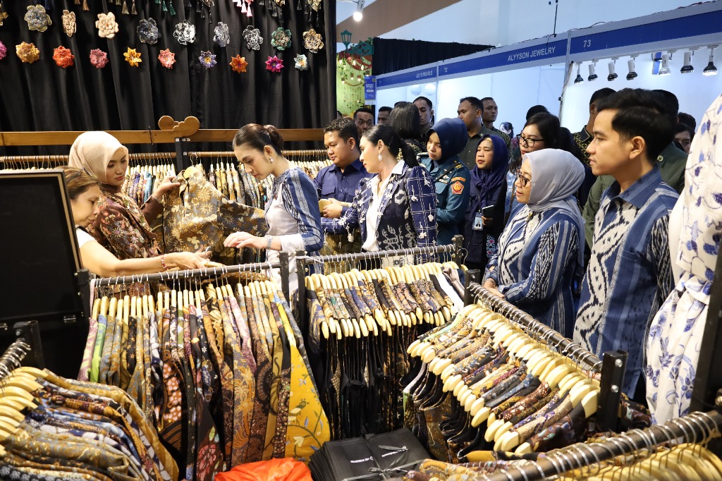 Selvi Ananda Iniacraft