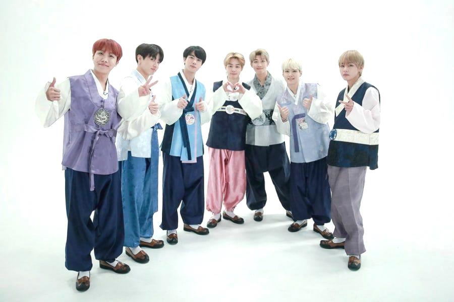 bts pakai hanbok