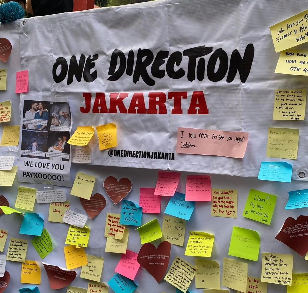 Directioners Jakarta Beri Penghormatan Terakhir untuk Mendiang Liam Payne