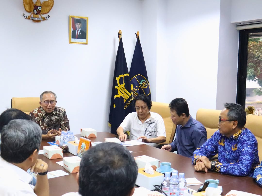 Pencipta Lagu 2 Bulan Tak Dapat Royalti, Ariel NOAH Desak DPR Lakukan Ini