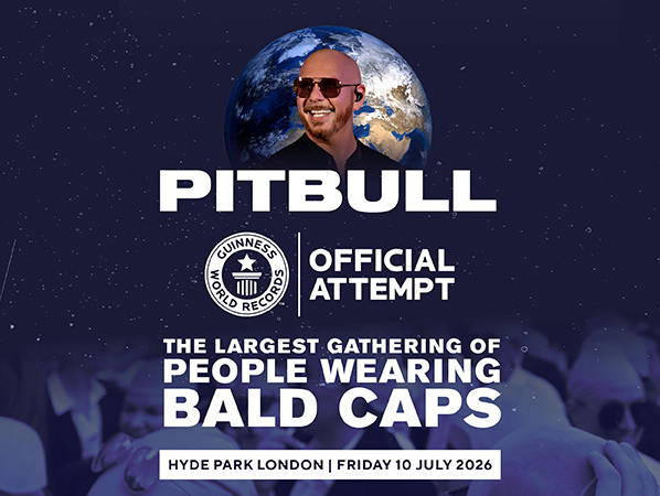 Demi Pecahkan Rekor Dunia, Pitbull Cari Relawan Untuk Hitung Penonton Botak di Konsernya