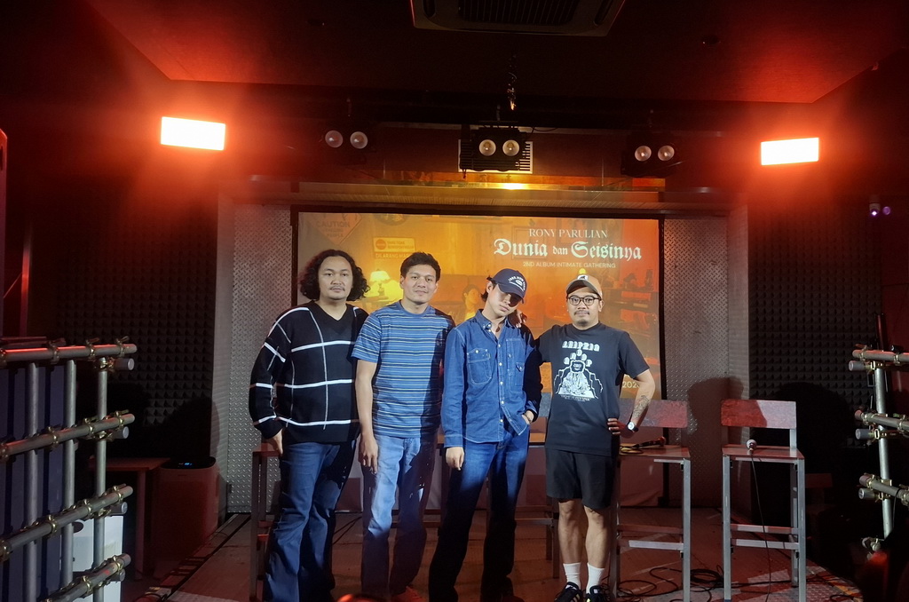 Rony Parulian Gaet Rendy Pandugo dan Petra Sihombing di Album Terbaru