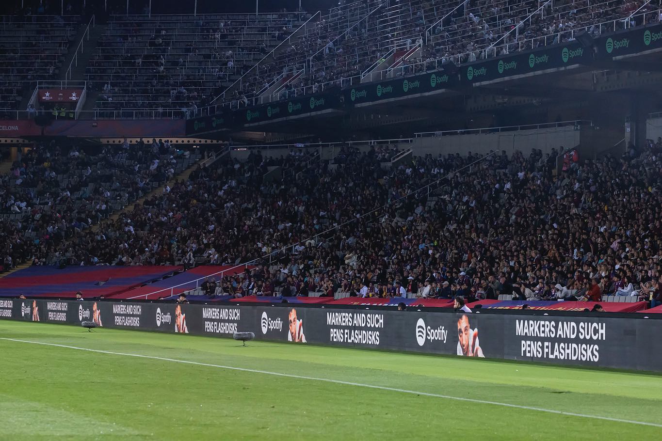Wajah Sal Priadi Muncul di Stadion Barcelona: Bukan Pelatih tapi Nunjuk Gavi dan Lamine Yamal