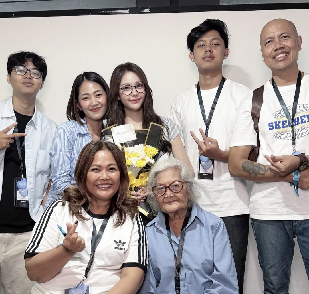 Momen Hangat Carmen H2H Rayakan Ultah dengan Fans dan Keluarga di Indonesia
