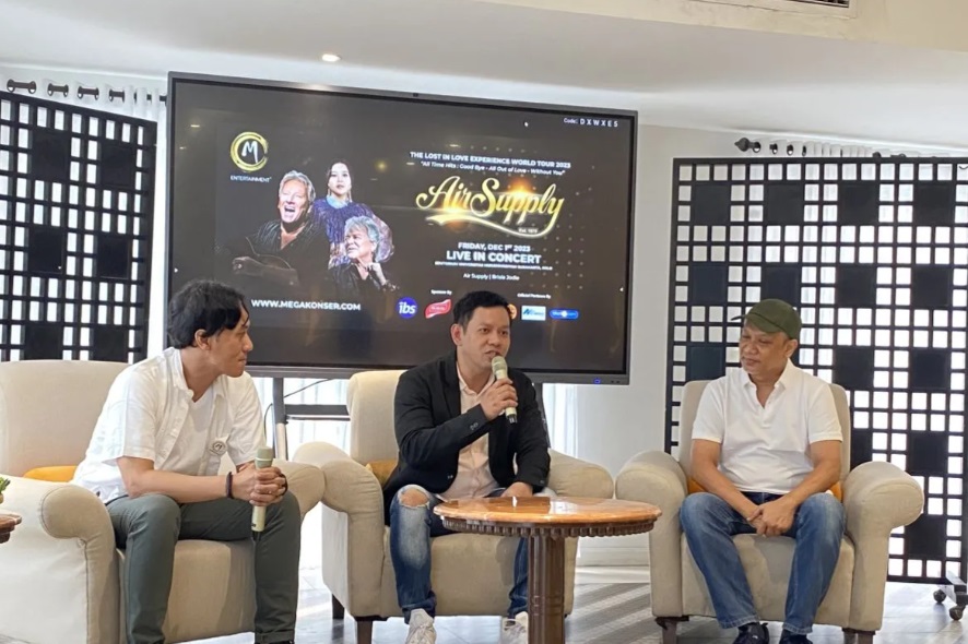 Duo Rock Legendaris Air Supply akan Gelar Konser di Solo, Segini Harga Tiketnya