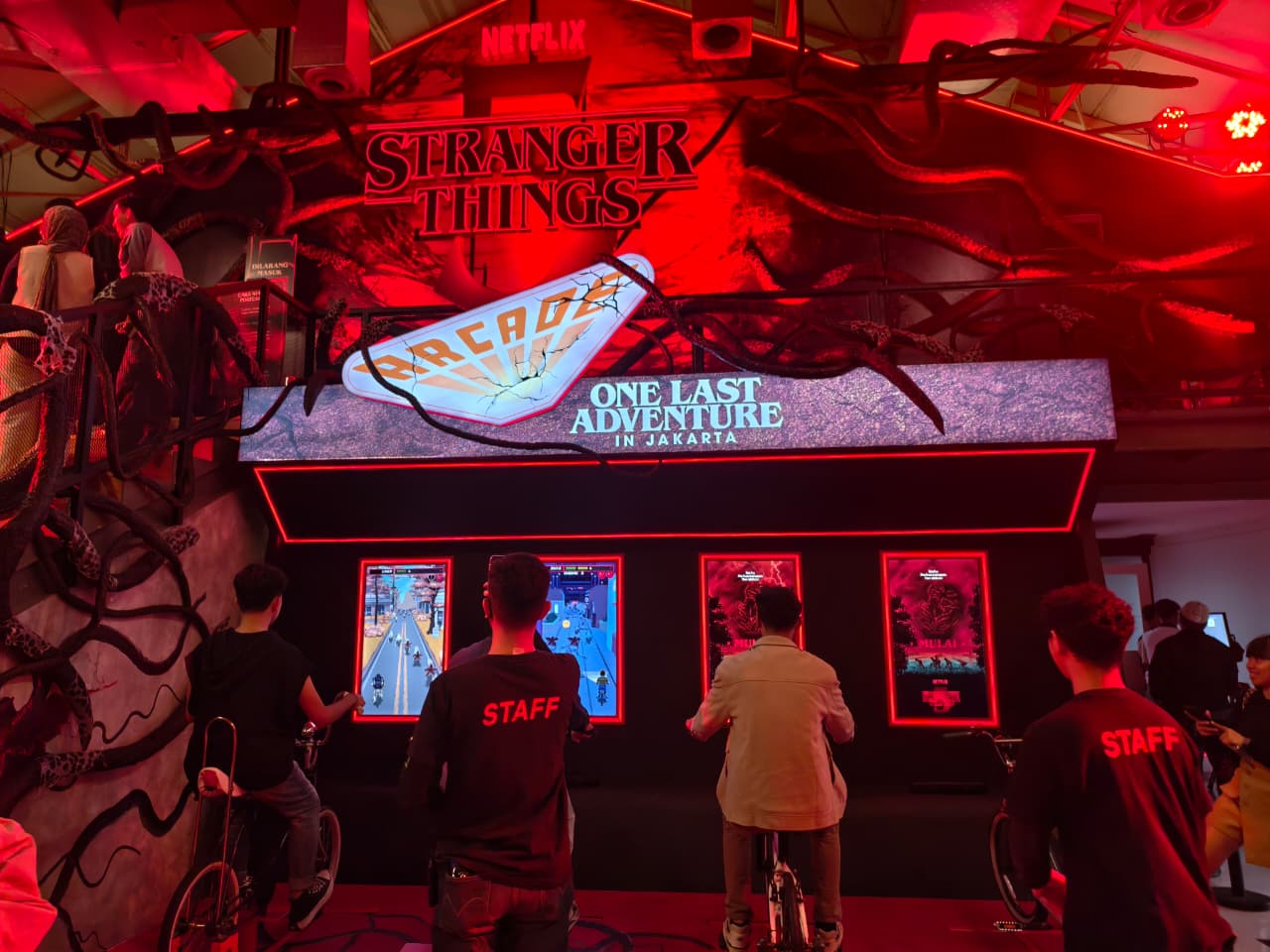 Wajib Coba! Rasakan Dunia The Upside Down Stranger Things di M Bloc Space Jakarta