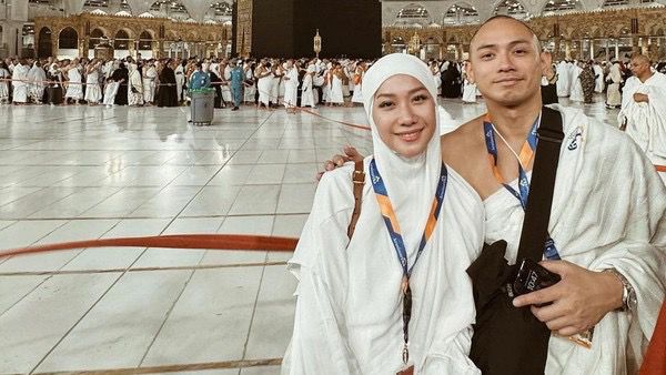 Pasangan Artis Ini Jalani Ramadan Pertama Setelah Menikah