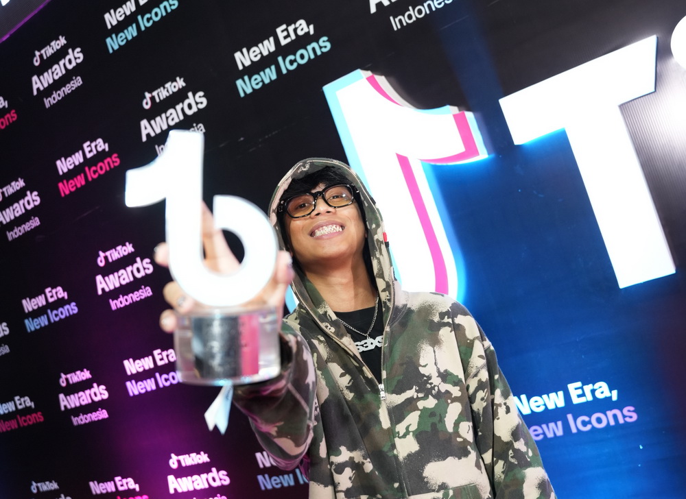 Jennifer Coppen, Fuji hingga Tenxi Menang di TikTok Awards Indonesia 2025