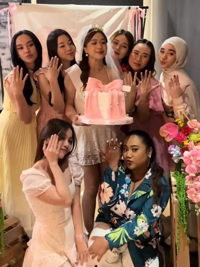Brisia Jodie Gelar Bridal Shower Jelang Menikahi Jonathan Alden