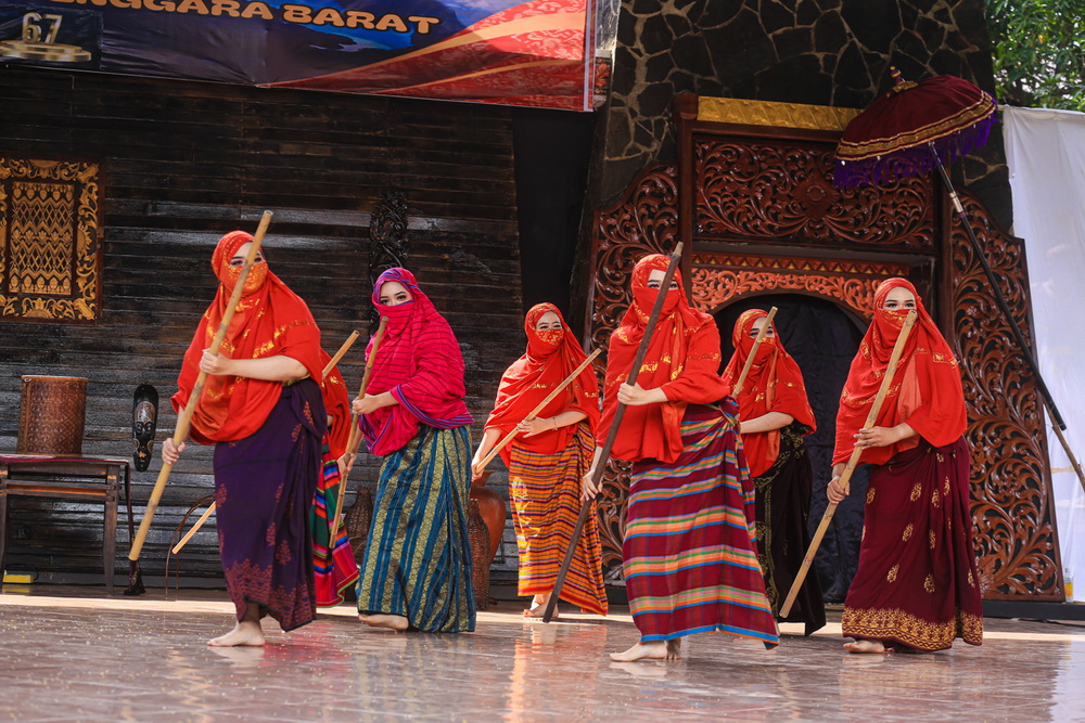 Merayakan Seni dan Musik Tradisional di Pagelaran Budaya SASAMBO NTB
