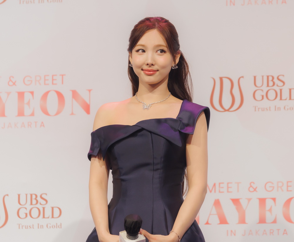 Datangi Jakarta, Nayeon Twice Jajal Gado-Gado dan Janji Konser Lagi di Indonesia