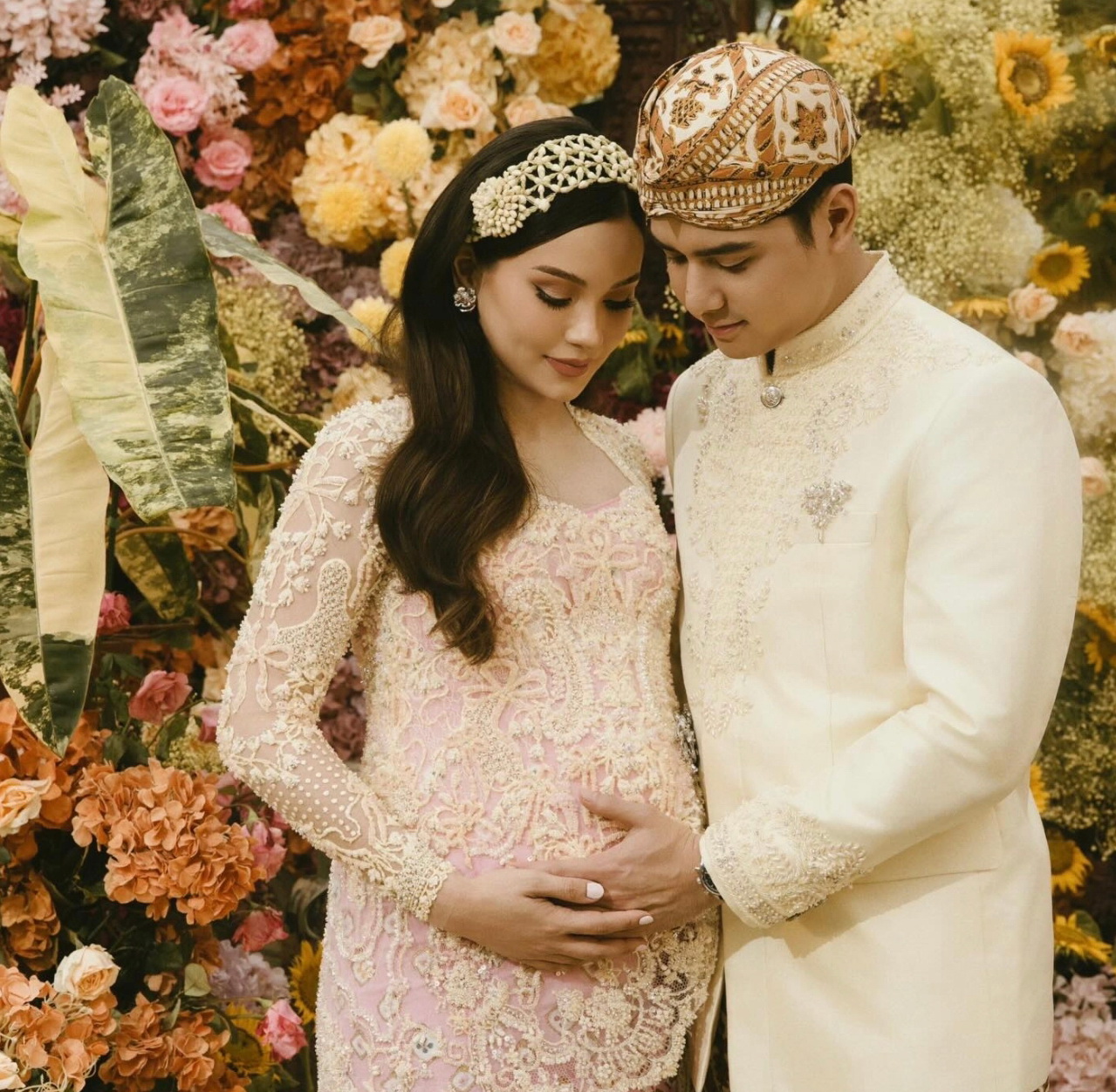 Al Ghazali Tulis Pesan Haru Sebelum Jadi Ayah, Unggah Foto Maia dan Ahmad Dhani